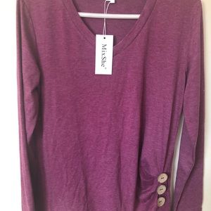 V-neck long sleeve